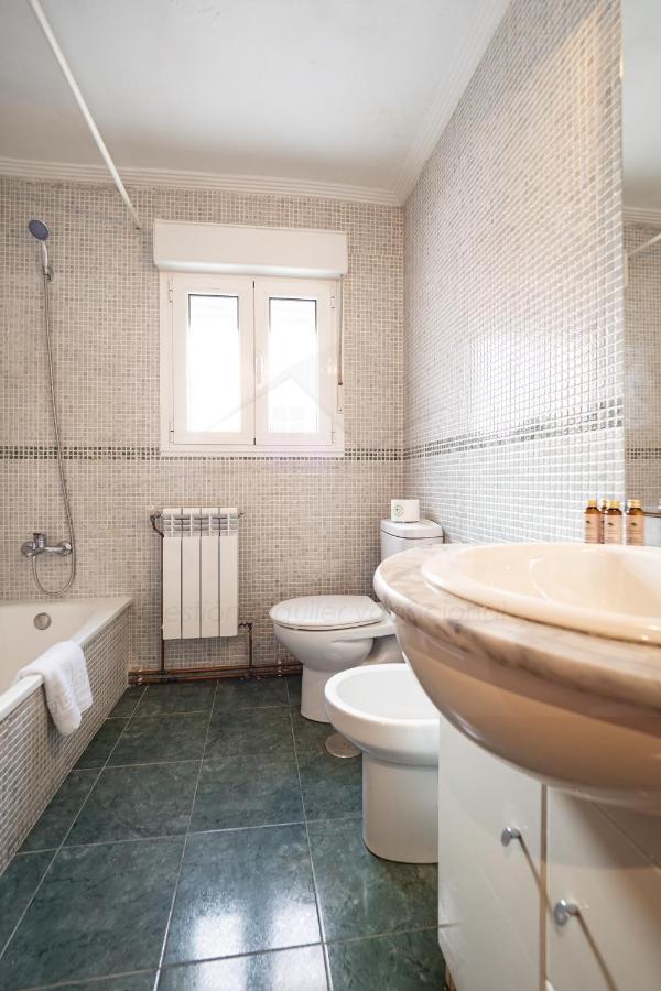 Pintor Pelayo Apartman Gijón Kültér fotó